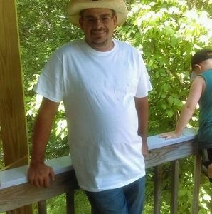 Meet your Posher, Dennis